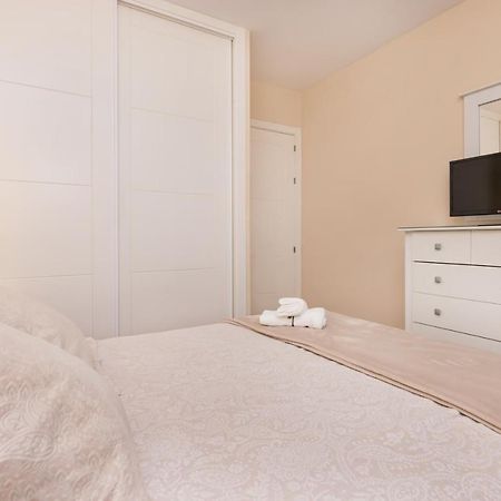 Appartamento Bhost - The King Fuengirola Esterno foto