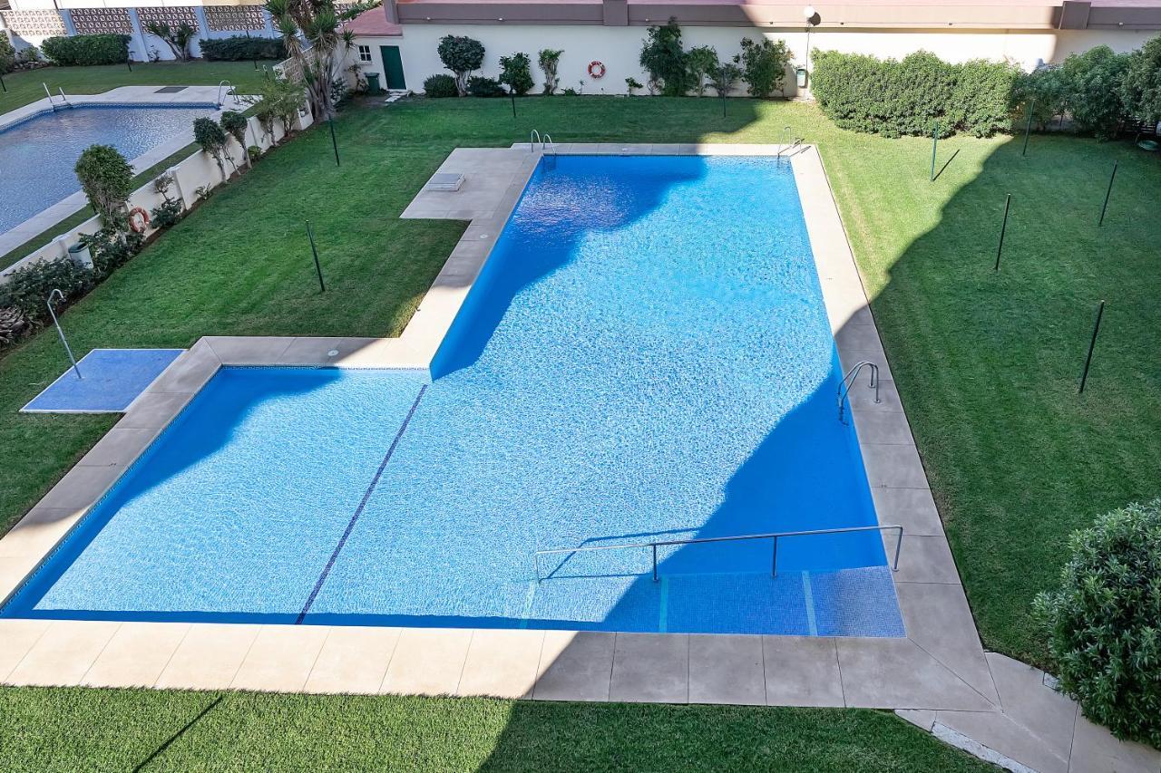 Appartamento Bhost - The King Fuengirola Esterno foto